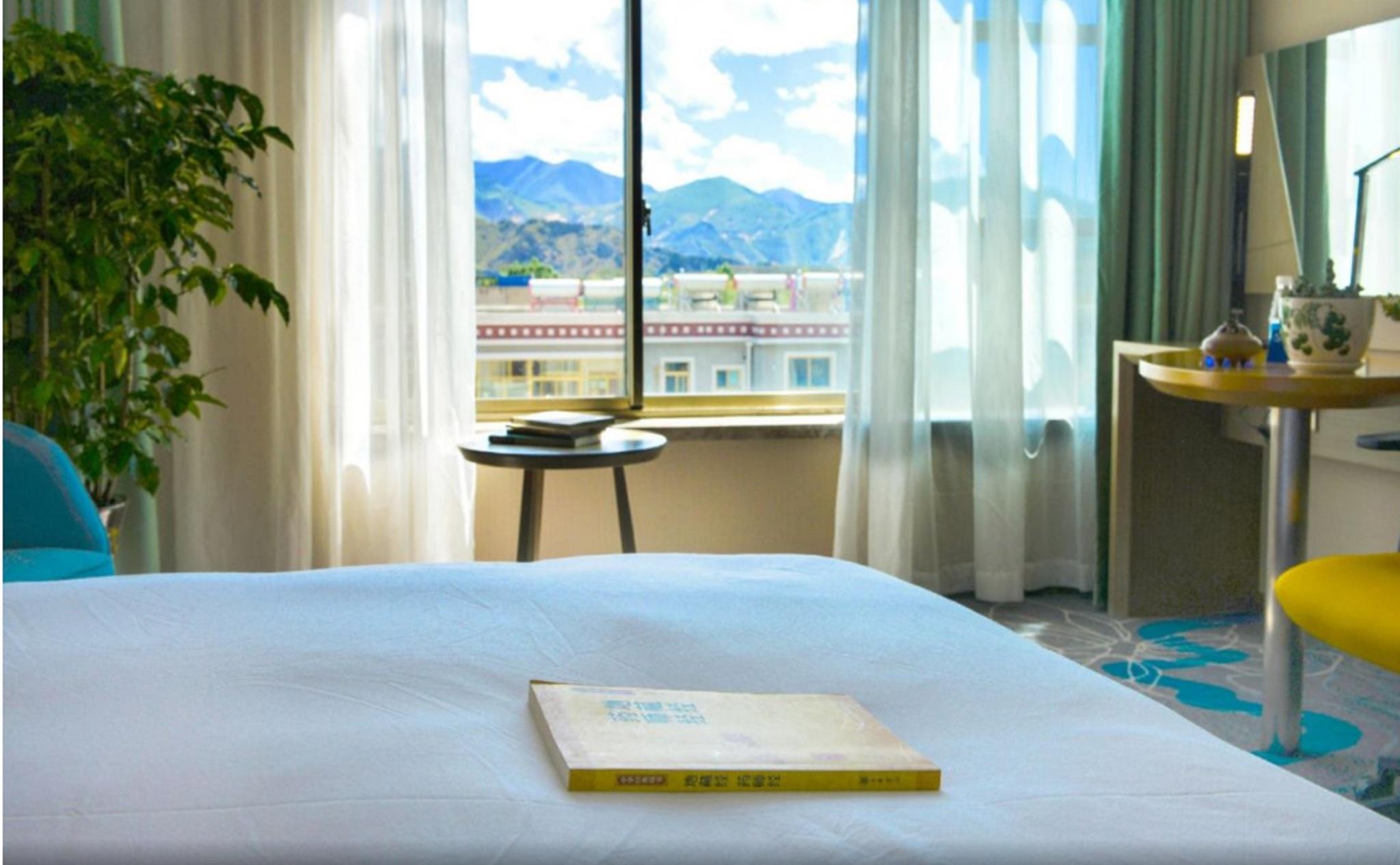 Holiday Inn Express Lhasa Potala Palace, An Ihg Hotel Eksteriør billede